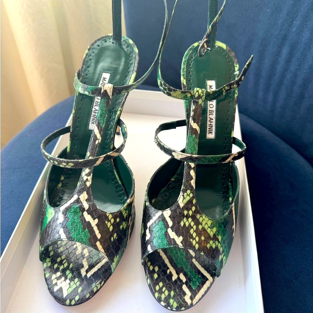 Manolo Blahnik Green python leather Sandals